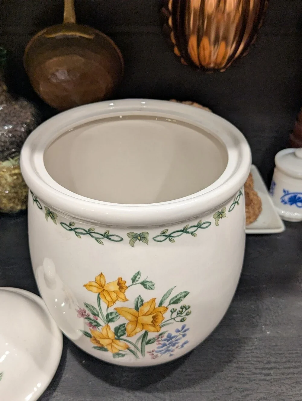 Thomson Pottery Floral Garden Canister  Yellow Daffodils Vintage Retired